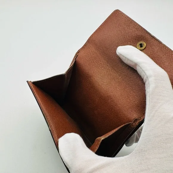 Louis Vuitton Compact Monogram Wallet - Picture 9 of 9